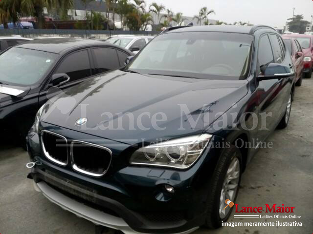 LOTE 017 - BMW X1 SDrive 18i 2.0 16V 4x2 2013